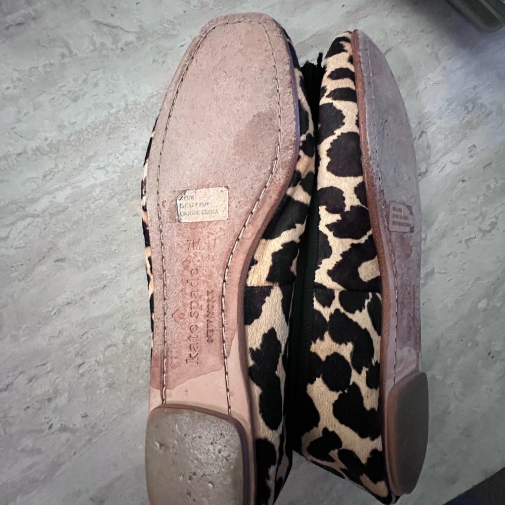 Kate Spade Calf Hair Leopard Print Flats with Black Bow. Size 7M - Picture 10 of 15